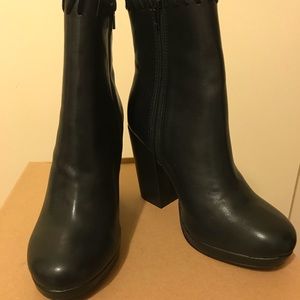 Urban Outfitters Bobbie platform Black boot